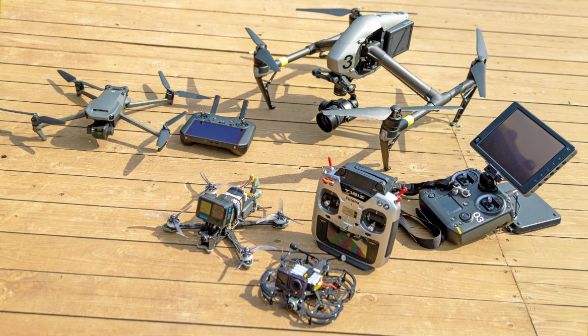 Drones that Bolju owns. 4 drones and 2 controllers.